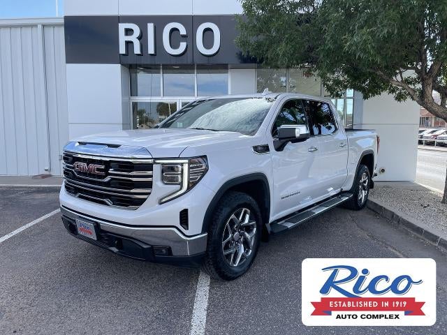 2023 GMC Sierra 1500 SLT in White Frost Tricoat — front three-quarter view